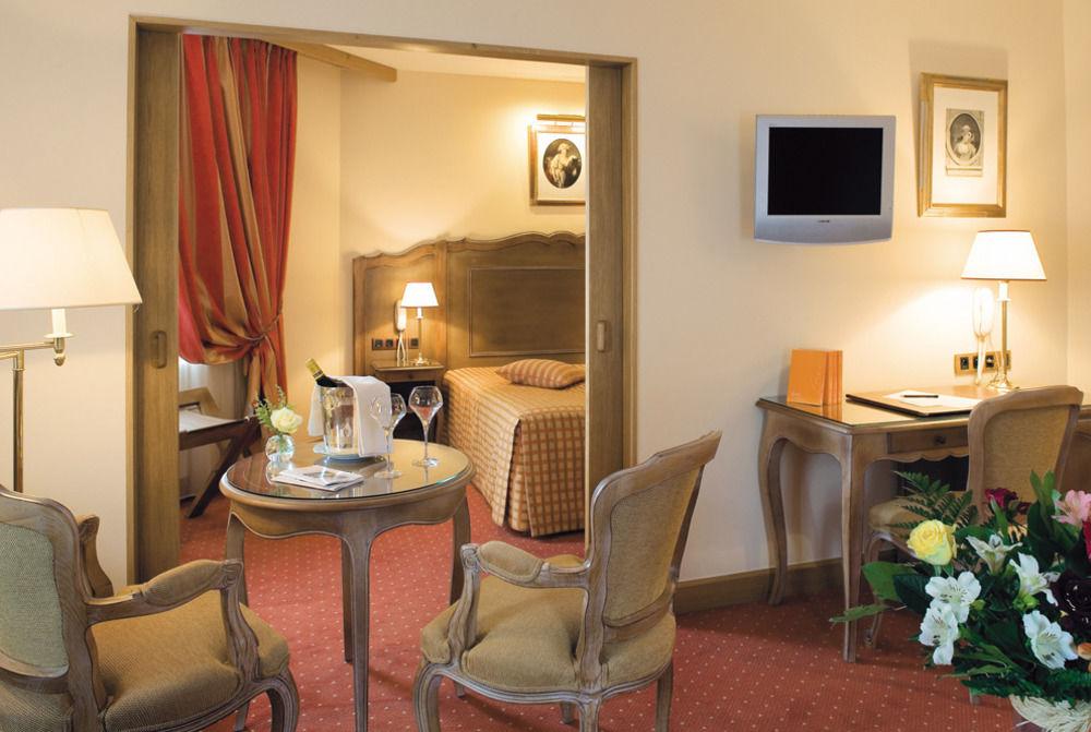 Hotel Le Rempart Tournus Zewnętrze zdjęcie