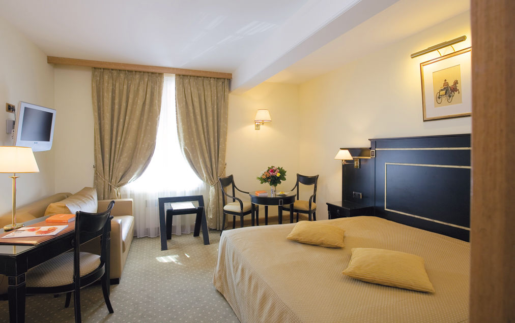 Hotel Le Rempart Tournus Zewnętrze zdjęcie